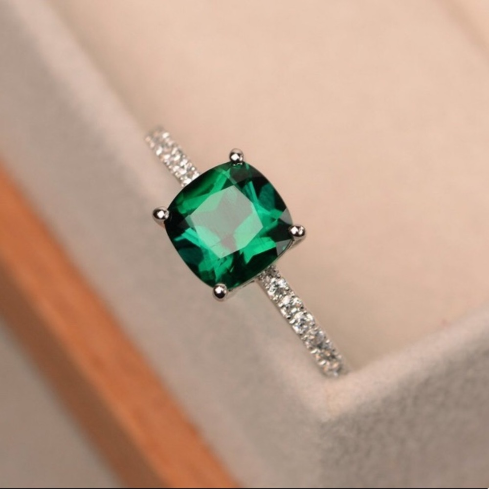 Dainty Cushion Cut Emerald & Diamond Silver Ring - Picture 2 of 6